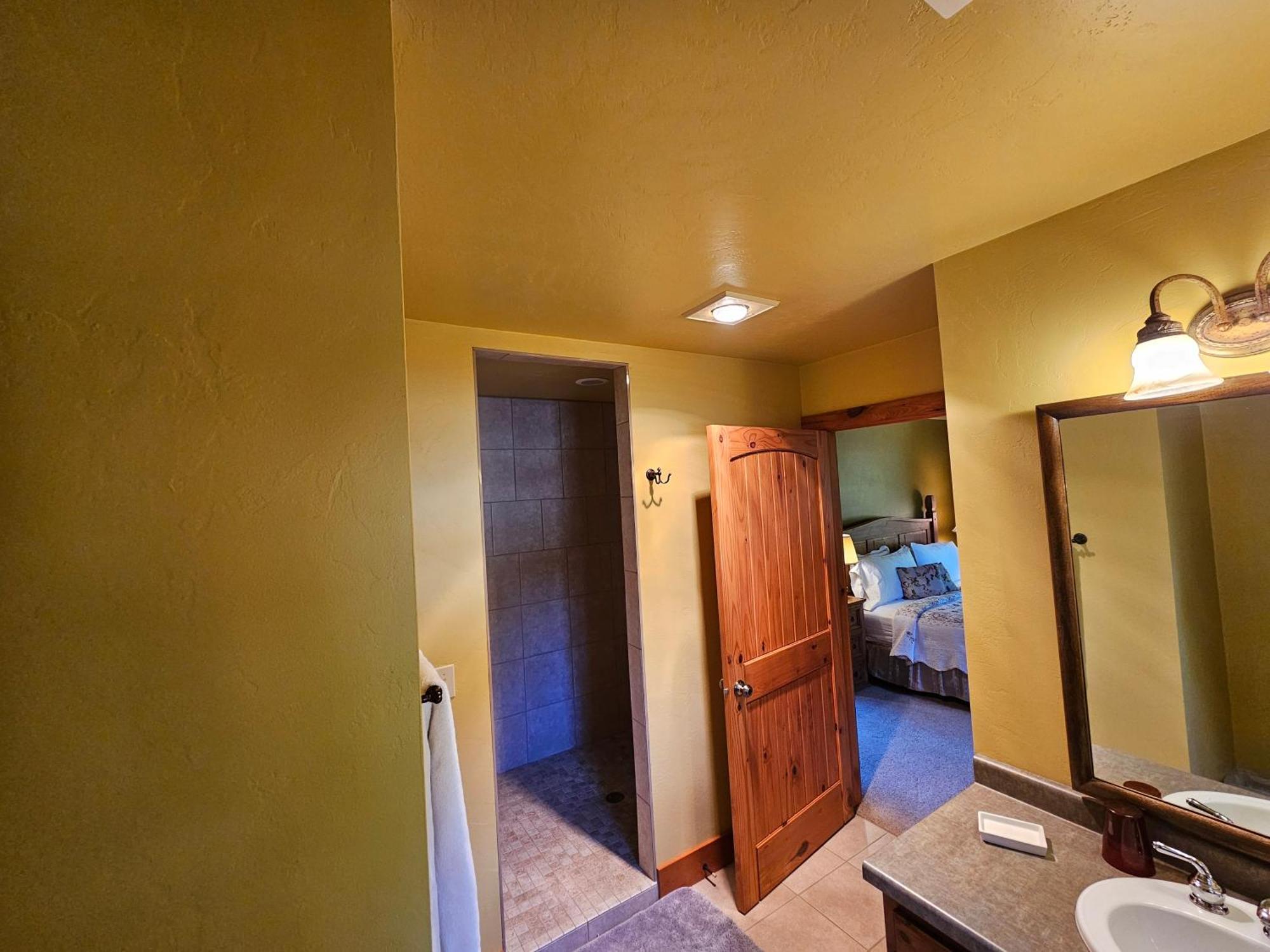 סטורג'און ביי Chanticleer Cabins מראה חיצוני תמונה