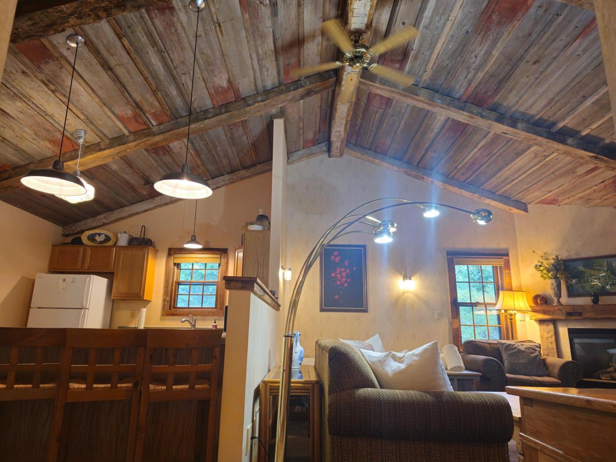 סטורג'און ביי Chanticleer Cabins מראה חיצוני תמונה