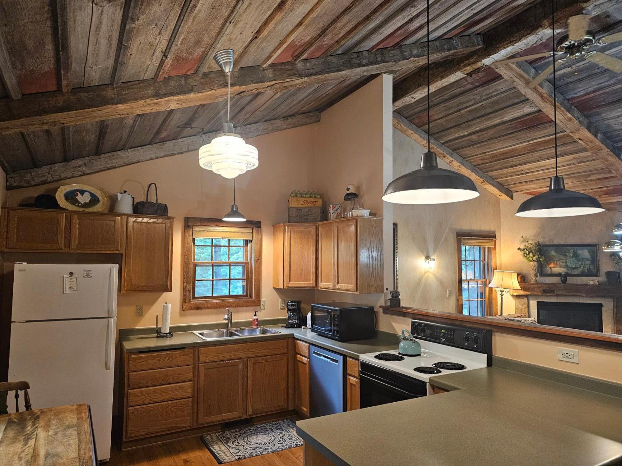 סטורג'און ביי Chanticleer Cabins מראה חיצוני תמונה